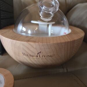 Young Living Aria Diffuser with Natural Wood and Clear Glass